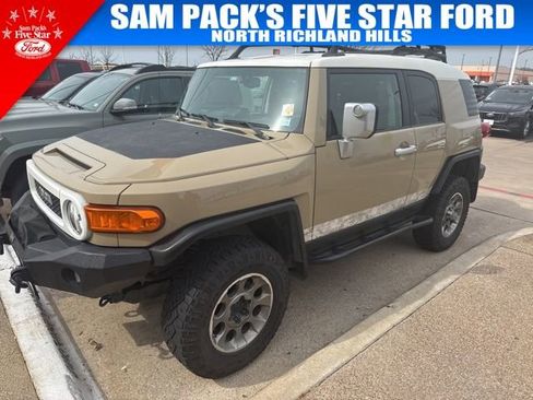 Used 2012 Toyota FJ Cruiser 4WD image 1