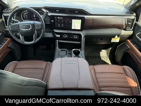New 2026 GMC Sierra 2500 Denali Ultimate AWD/4WD image 10