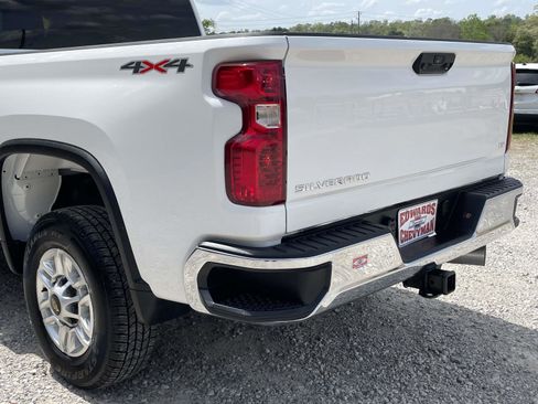 Used 2025 Chevrolet Silverado 2500 LT w/ Convenience Package image 30