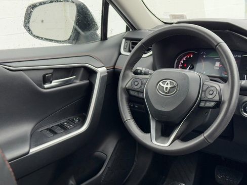 Used 2024 Toyota RAV4 Adventure image 12