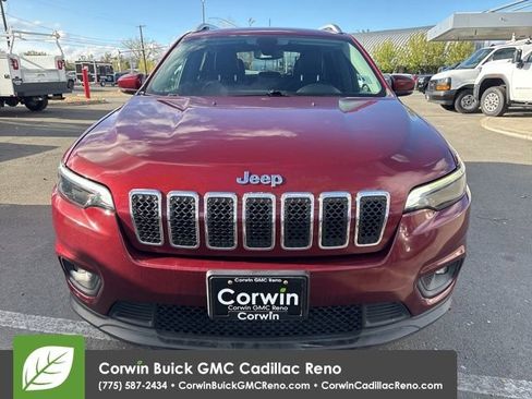 Used 2019 Jeep Cherokee Latitude Plus w/ Comfort/Convenience Group image 9