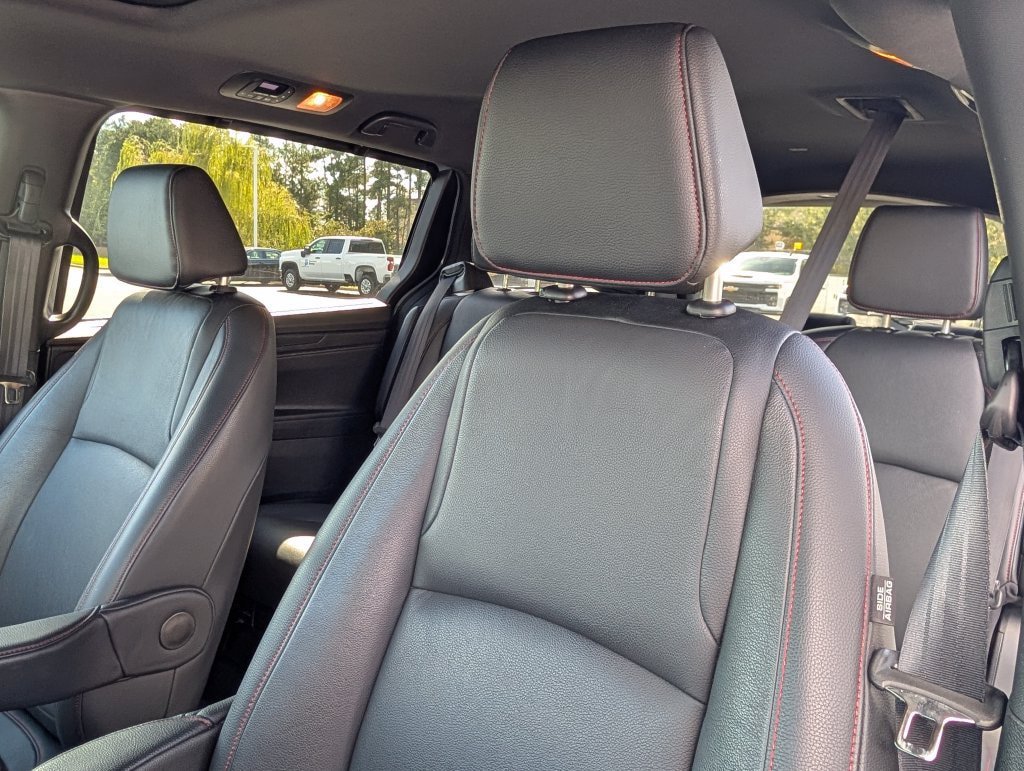 Used 2025 Honda Odyssey Sport-L image 19