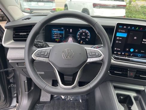 New 2025 Volkswagen Tiguan S image 18