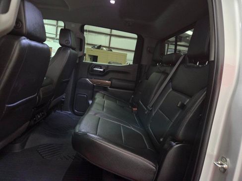 Used 2020 Chevrolet Silverado 1500 LT w/ Texas Edition AWD/4WD image 9