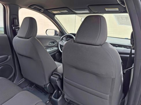 Used 2019 Honda HR-V Sport image 28