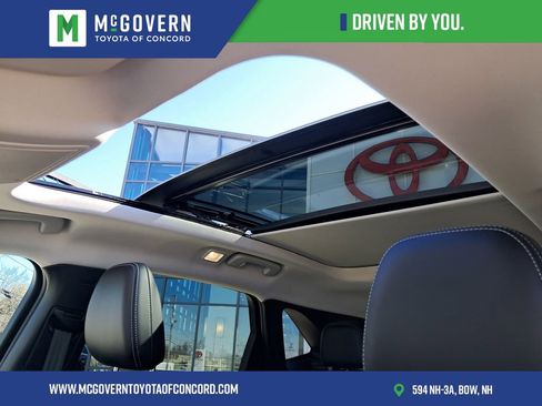 Used 2025 Ford Escape SE image 31