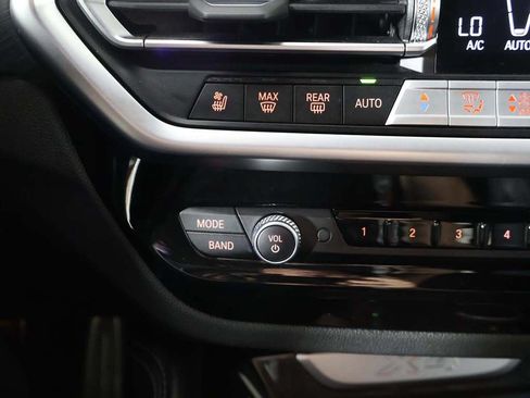 Used 2023 BMW X4 xDrive30i w/ M Sport Package AWD/4WD image 50
