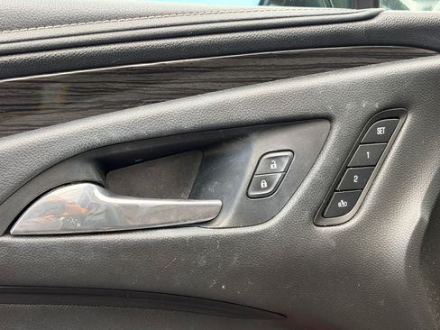 Used 2017 Buick Envision Essence FWD image 7