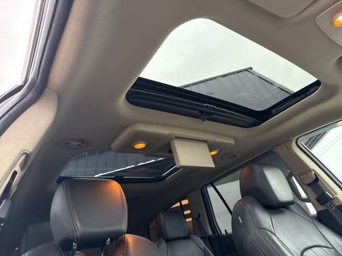 Used 2016 Buick Enclave Premium w/ Experience Buick Package image 11