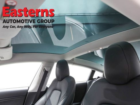 Used 2019 Tesla Model 3 Long Range image 31