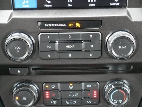 Used 2018 Ford F150 XLT w/ Equipment Group 302A Luxury image 20