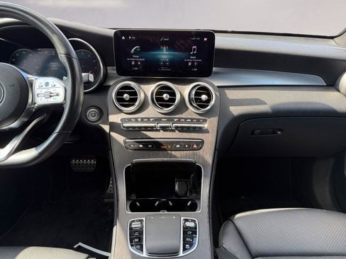 Used 2022 Mercedes-Benz GLC 300 image 11