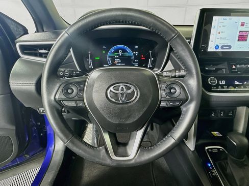 Used 2023 Toyota Corolla Cross AWD Hybrid w/ Convenience Package image 15