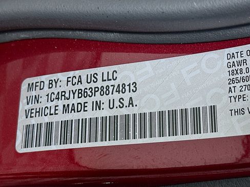 Used 2023 Jeep Grand Cherokee 4WD 4xe image 12