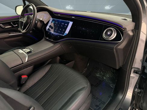 Certified 2023 Mercedes-Benz EQS 580 4MATIC SUV image 22