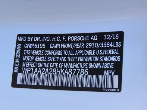 Used 2017 Porsche Cayenne AWD/4WD image 21