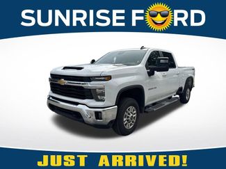 Used 2025 Chevrolet Silverado 2500 LT w/ Convenience Package AWD/4WD 360° Tour