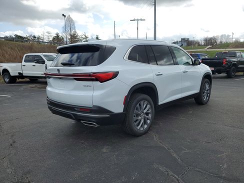 New 2026 Buick Enclave Preferred w/ LPO, Floor Liner Package FWD image 4