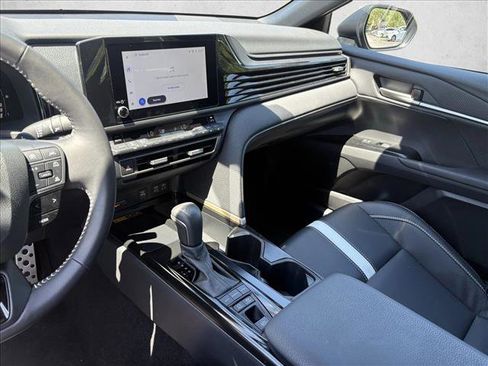 Used 2026 Toyota Camry SE FWD image 15