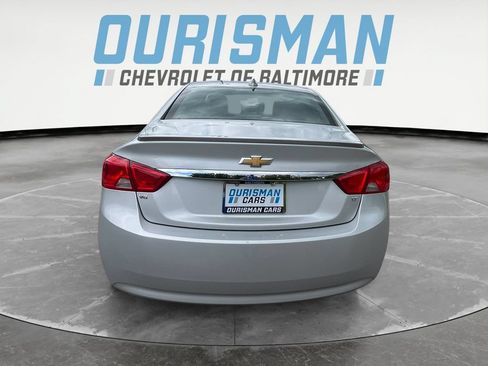 Used 2018 Chevrolet Impala LT w/ Sunroof and Spoiler Package FWD image 5