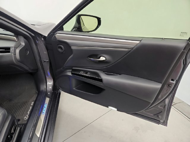 Used 2023 Lexus ES 300h F Sport FWD image 27