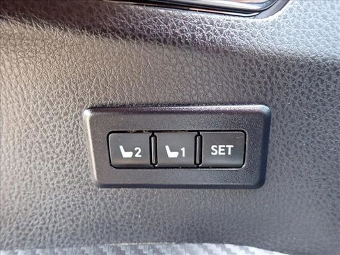 Used 2013 Toyota RAV4 Limited FWD image 16
