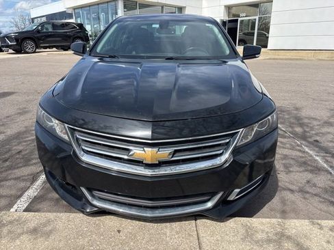Used 2017 Chevrolet Impala LT w/ Convenience Package FWD image 2