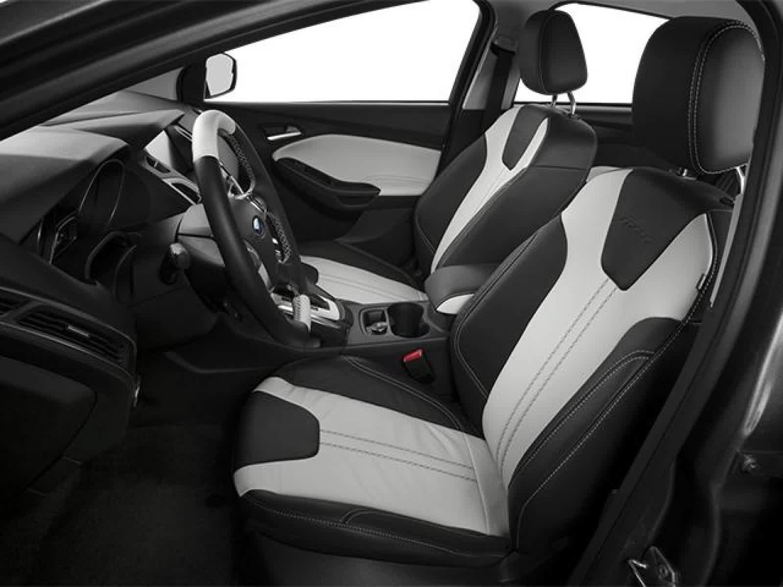Used 2014 Ford Focus SE FWD image 6