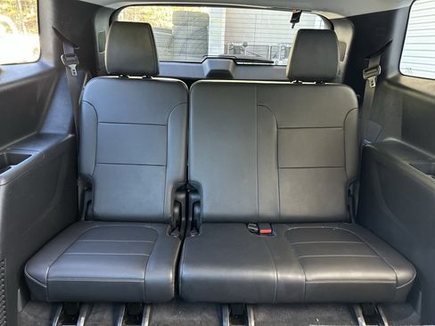 Used 2020 Chevrolet Traverse LT w/ LT Premium Package image 6