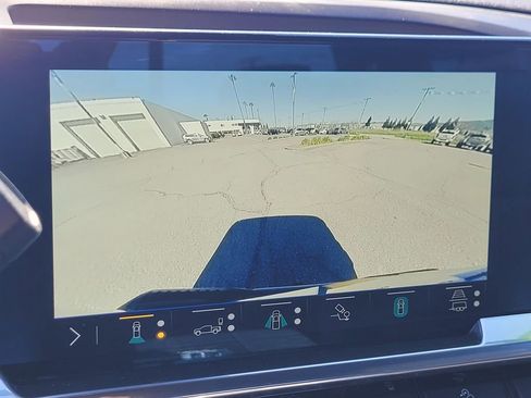 Used 2024 Chevrolet Silverado 3500 High Country w/ Z71 Off-Road Package image 18