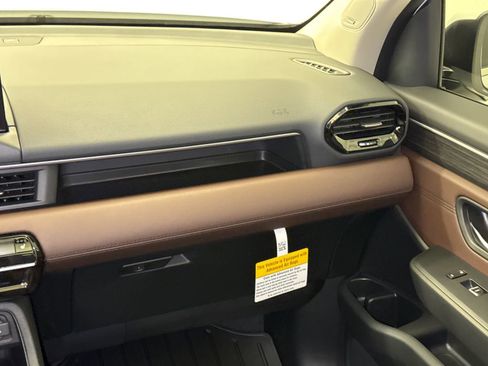 New 2026 Honda Pilot Touring image 17