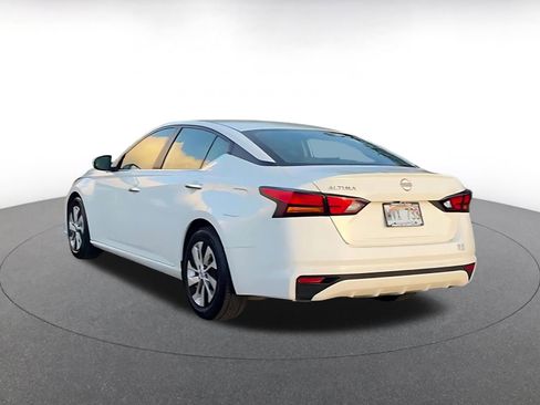 Used 2023 Nissan Altima 2.5 S image 11
