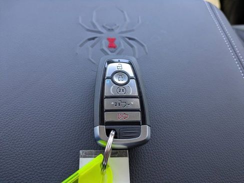 New 2026 Ford F250 Lariat w/ Black Appearance Package image 32