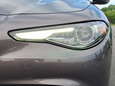 Used 2019 Alfa Romeo Giulia AWD w/ Nero Edizione image 10