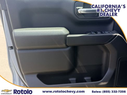 Used 2025 Chevrolet Silverado 1500 Custom w/ Turbomax Blackout Package AWD/4WD image 17
