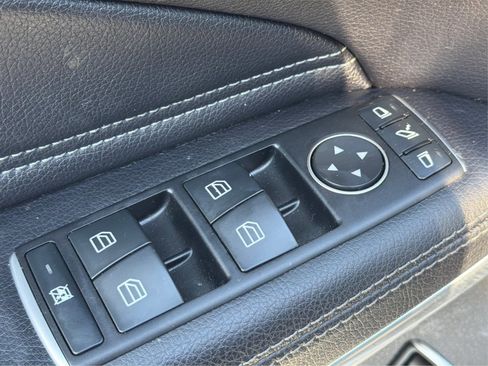 Used 2018 Mercedes-Benz GLS 550 4MATIC w/ Driver Assistance Package image 33