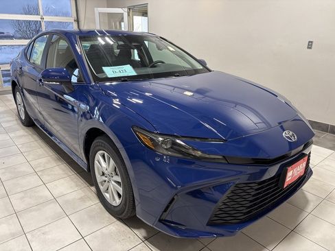 New 2026 Toyota Camry LE image 5