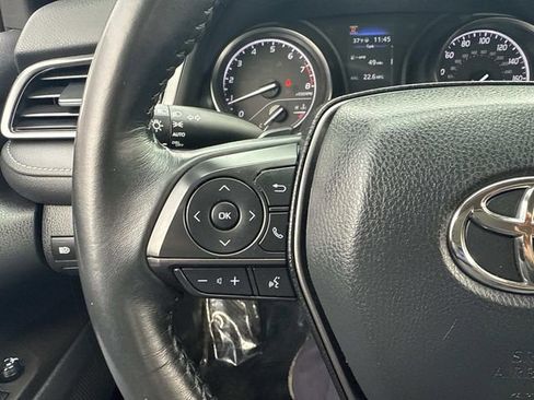 Used 2024 Toyota Camry SE image 29