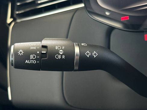 New 2025 Land Rover Range Rover Sport SE image 21