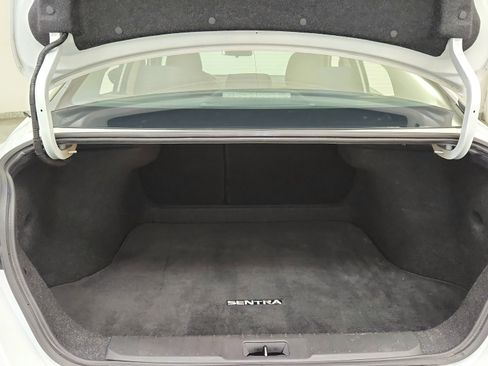 Used 2022 Nissan Sentra SV FWD image 26