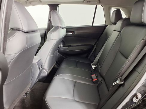 Used 2023 Toyota Corolla Cross XLE w/ Convenience Package AWD/4WD image 13