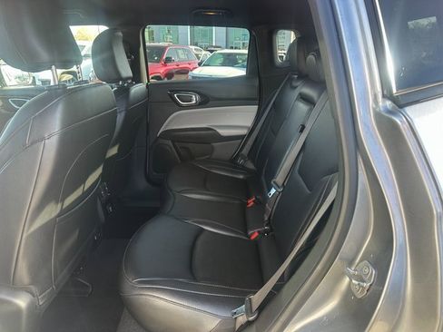 Used 2024 Jeep Compass Limited image 18