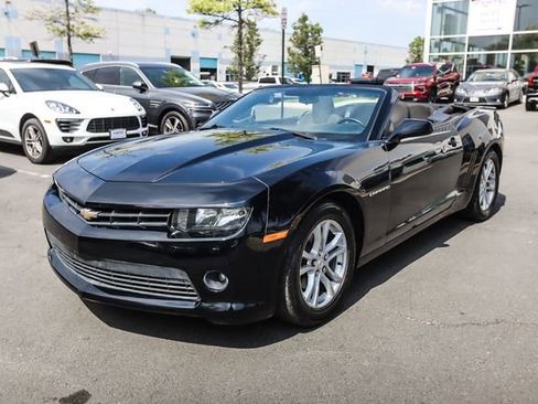 Used 2015 Chevrolet Camaro LT RWD image 8
