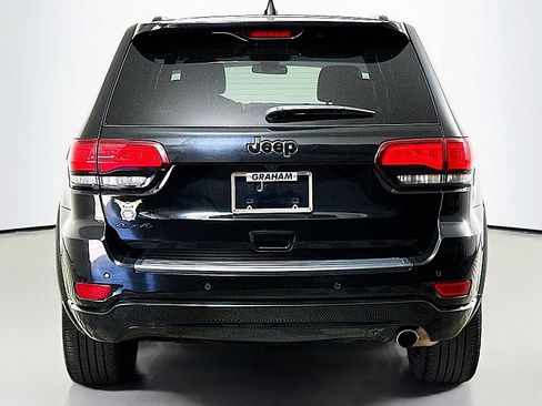Used 2021 Jeep Grand Cherokee Laredo X image 6