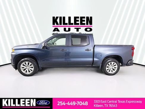 Used 2021 Chevrolet Silverado 1500 Custom w/ LPO, Dark Essentials Package image 4