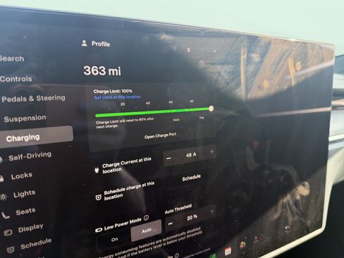Used 2023 Tesla Model S AWD/4WD image 4