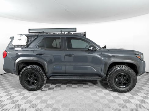 Used 2025 Toyota 4Runner TRD Off-Road image 4