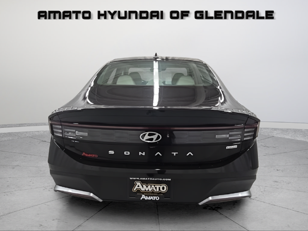 New 2026 Hyundai Sonata Blue FWD image 5