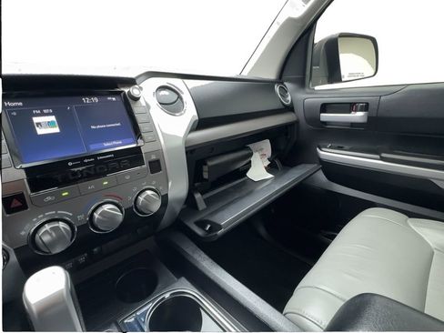 Used 2020 Toyota Tundra SR5 w/ SR5 Leather Package image 41