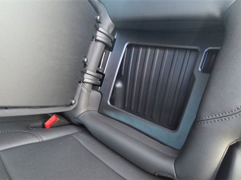 New 2026 GMC Sierra 1500 SLT w/ SLT Premium Package image 29